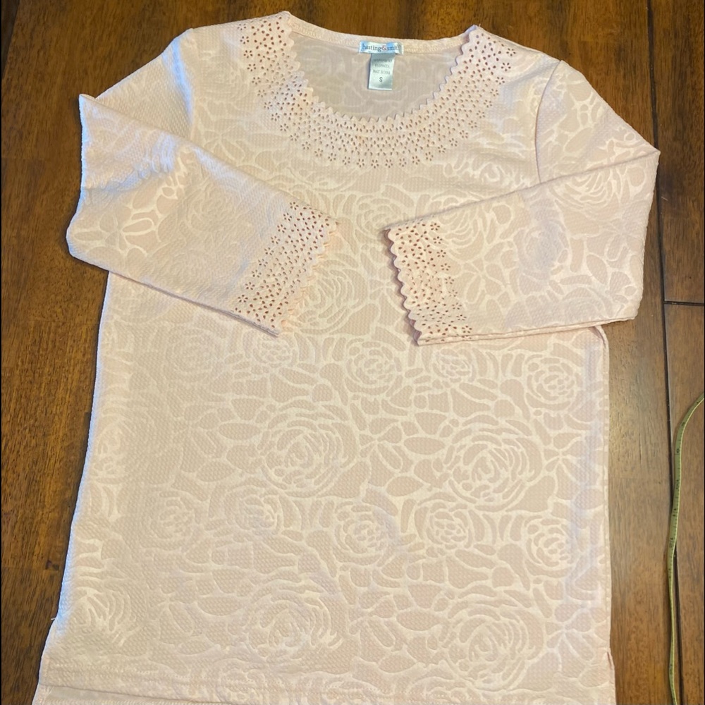 Hasting & Smith top. Light pink. Size small.